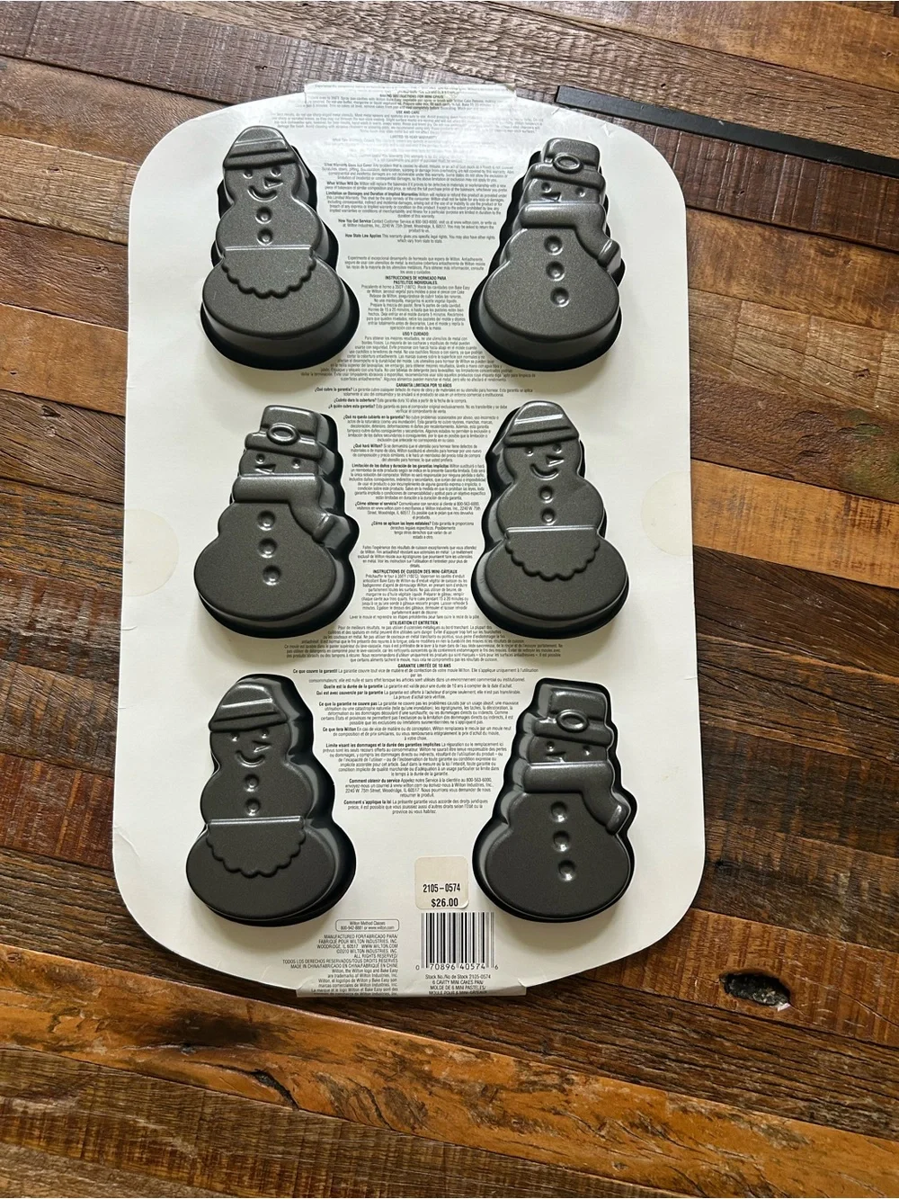 Wilton Mini Snowman 6-Cavity Cake Pan. New.